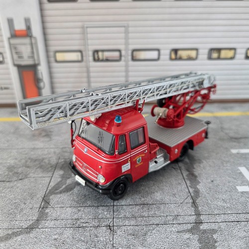 6739 schuco 43 mercedes - 1:43,