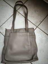 VOI 21977 TAU SHIRLEY Damen