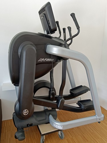 Life fitness crosstrainer - life,