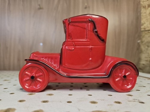 Goebel spardose roter oldtimer - goebel,