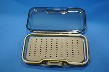 Fliegenbox Springdeckel Box