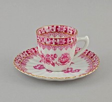 A-9440194 Porzellan Sammeltasse Mokkatasse Tuppack China Rot