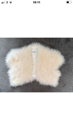 Feather shrug creme - feather, john