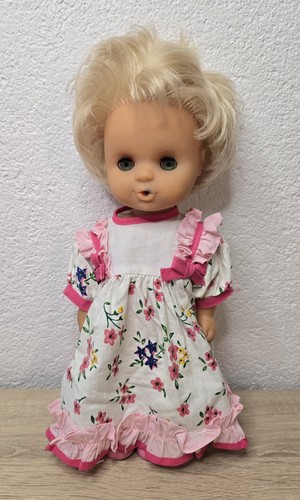 Alte kunststoff puppe ddr - alte,