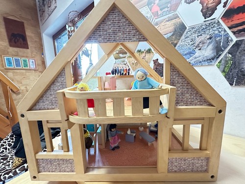 Puppenhaus plan toys - puppenhaus,