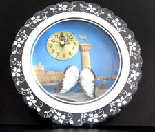 Wunderschöne Wand Uhr Küche Wohn Zimmer Top Zustand läuft bewegl. Schmetterling