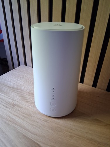 Huawei vodafone gigacube - huawei, vodafone/02