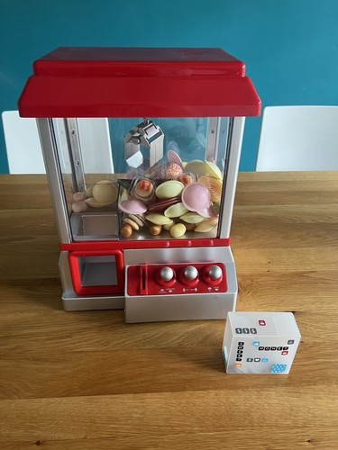 Candy grabber - candy,
