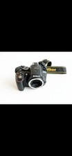 Nikon D5300 24.2 MP Kit mit AF-P DX 18-55 VR Objektiv - Schwarz