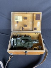 Tachymeter-Thedolit Theo030