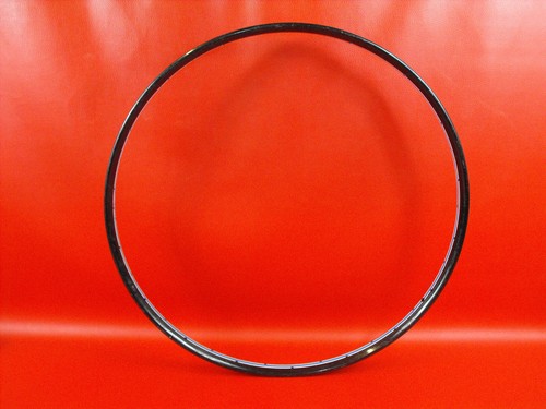 Altes oldtimer fahrrad felge - oldtimer,