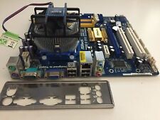 Mainboard ASRock N68C-S UCC + Athlon II X2 250 , Kühler Lüfter Blende 