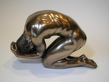 Statuette männlicher Akt