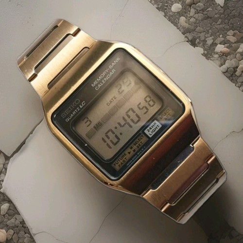 Vintage 1975 quarz seiko - vintage,