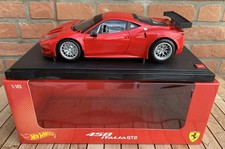 Ferrari 458 Italia GT2  Hot Wheels 1:18