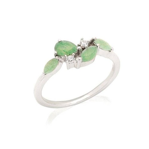 Ring mit natürlichem - , grünem