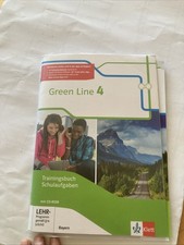 Green Line 4 - Trainingsbuch Schulaufgaben inklusive Lösungen und CD-ROM