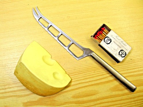 Käsemesser durchbr