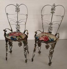 2 alte Stühle * Blech gedreht
