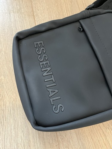 Essentials crossbody bag - essentials,