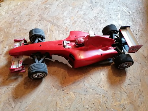 Formel 8 ferrari - 1:8,,