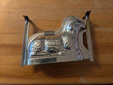 Lamm-Backform, Osterlamm, Osterbackform mit Halterung, Alte Backform, Kuchen