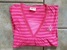 schöner Mädchen Schlafanzug