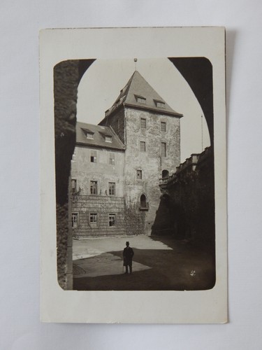Herr vor der burg mylau - herr,
