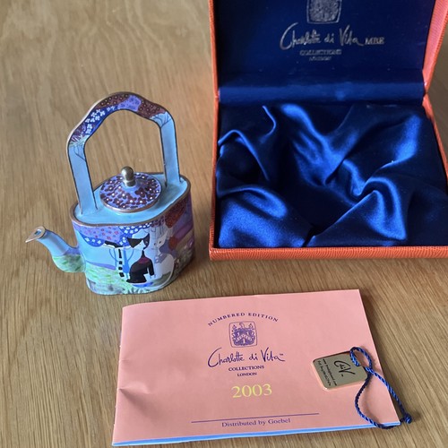 Charlotte vita kännchen - charlotte,