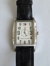 Tommy Hilfiger F90170 Tank 29mm Unisex Armbanduhr