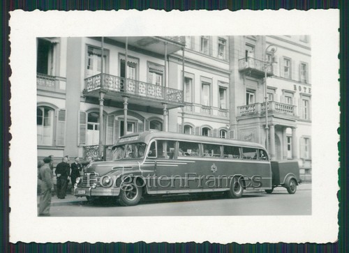 Foto bus omnibus man - man, oldtimer