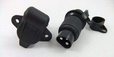Steckdose mit stecker - steckdose,