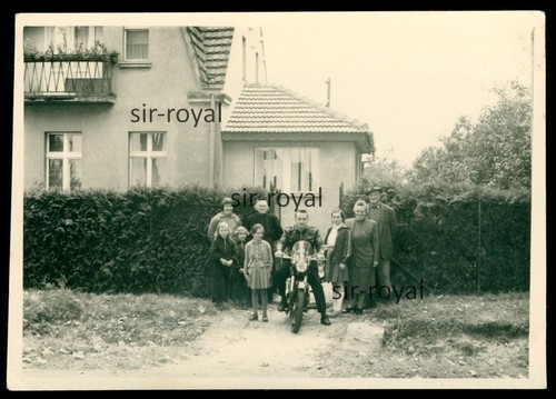 Junger mann auf motorrad - mann,