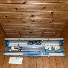 Silver Reed SK-312 Knitting