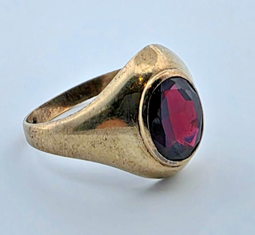 Goldring mit roten stein - mit,