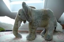 Sigikid Elefant stehend grau/braun, 40cm lang, Plüschtier