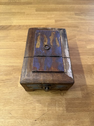 Vintage holzbox mit schloss - vintage,