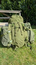 Karrimor SF Sabre 45 PLCE Rucksack mit Seitentaschen oliv  und PLCE-Tragesystem