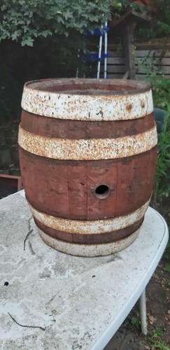 Großes antikes bierfass aus - 1,