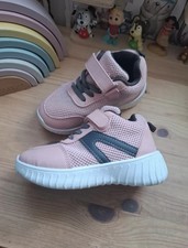 × Sneaker | Sportschuhe