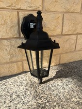 Klassische Außenleuchte in schwarz, Laterne, Wandleuchte