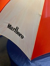 Kultiger Marlboro Zigaretten Werbung Retro Regenschirm rot weiß Ø 110 cm