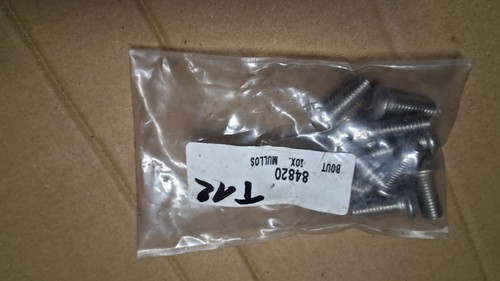 Schraube 84820 passend - x,
