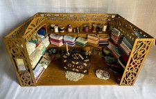 Schöner alter Stoffladen in