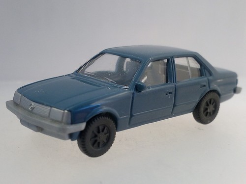 Opel rekord blau 87 - blau, h0