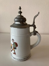 Bierkrug aus Porzellan mit