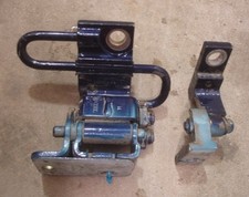 RH Rear Door Hinges 99-05 VW