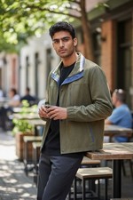 Herrenjacke Wildlederimitat leichte Jacke mit Stehkragen Gr. XL olivgrün