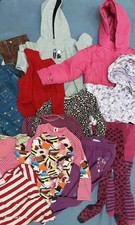 31-teiliges Paket Kinderkleidung Mädchen Gr. 98/104 inkl. Winterjacke