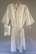 Kimono Morgenmantel Weiß Braut Bride Neu Satin Tierfreier Nichtraucherhaushalt